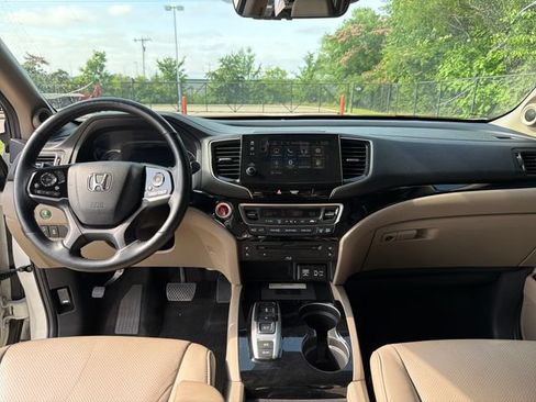 Used 2019 Honda Pilot Elite image 15