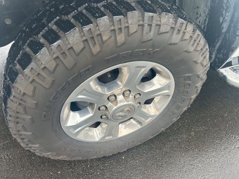 Used 2023 RAM 2500 Big Horn w/ Level 1 Equipment Group image 12