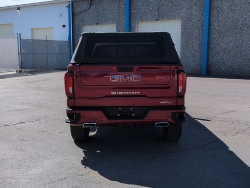 Used 2024 GMC Sierra 1500 AT4 w/ Technology Package AWD/4WD image 7