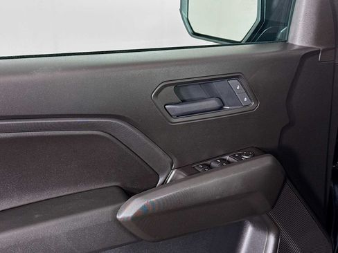 Used 2025 Chevrolet Colorado Trail Boss AWD/4WD image 18