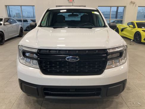 Used 2022 Ford Maverick XLT image 2