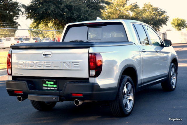 Used 2025 Honda Ridgeline RTL image 3
