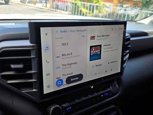 Used 2024 Toyota Tundra Limited AWD/4WD image 24