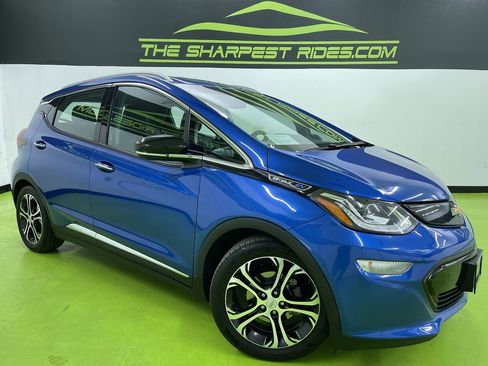 Used 2017 Chevrolet Bolt Premier w/ Driver Confidence II Package image 1