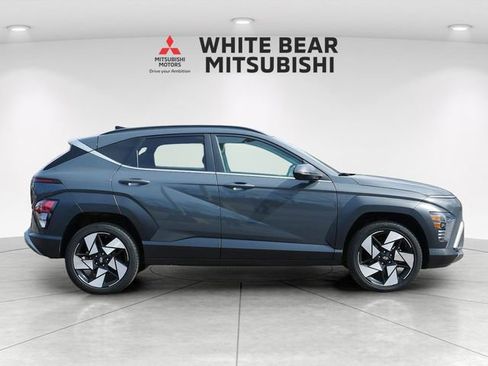 Used 2025 Hyundai Kona Limited AWD/4WD image 6