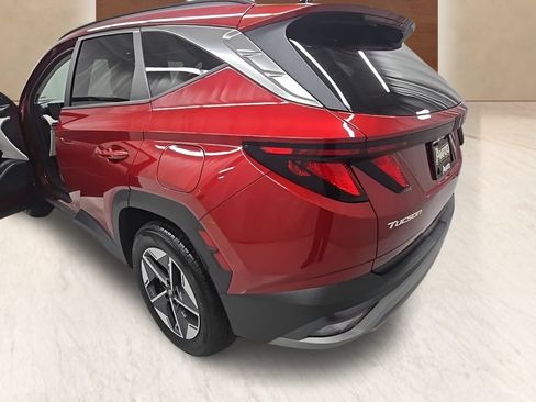 Certified 2025 Hyundai Tucson SEL AWD/4WD image 40
