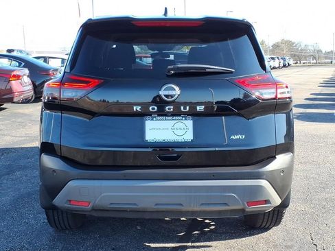 Used 2023 Nissan Rogue S AWD/4WD image 4