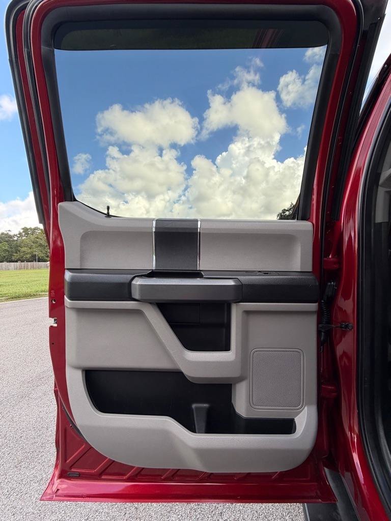 Used 2017 Ford F150 XLT RWD image 12