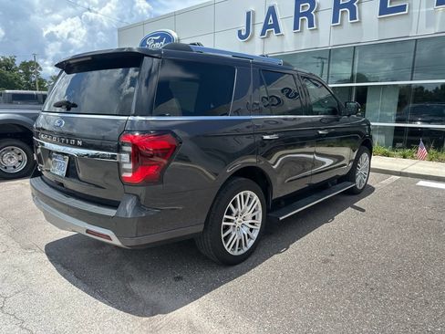 Used 2024 Ford Expedition Limited RWD image 11