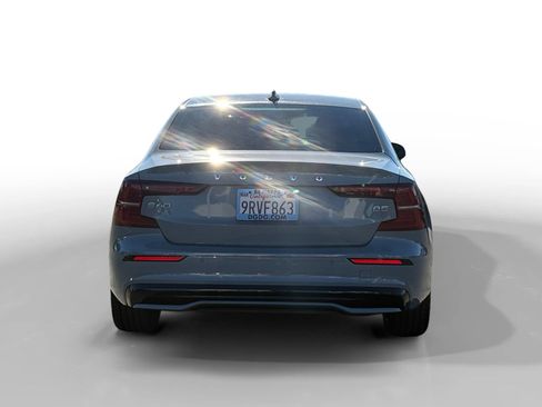Used 2024 Volvo S60 B5 Plus image 4