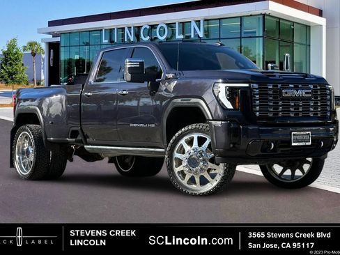 Used 2025 GMC Sierra 3500 Denali Ultimate AWD/4WD image 1