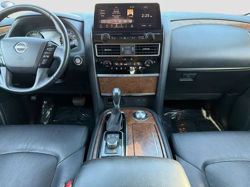 Used 2023 Nissan Armada SL w/ Captain's Chairs Package image 18