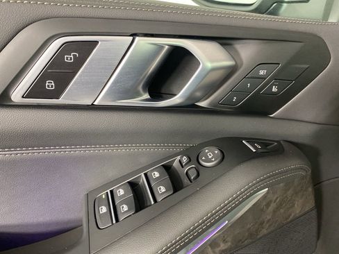 Used 2026 BMW X5 xDrive40i w/ Climate Comfort Package image 13