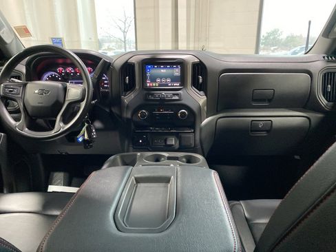 Used 2021 Chevrolet Silverado 1500 Custom Trail Boss image 5