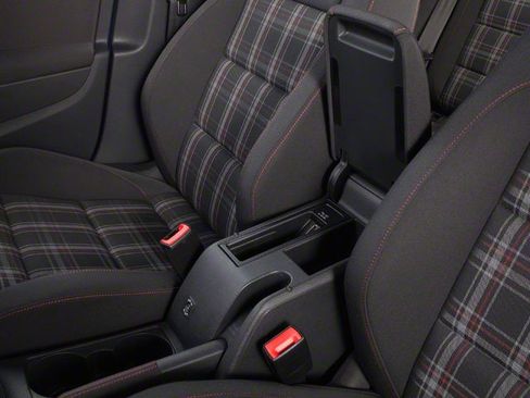 Used 2013 Volkswagen GTI 4-Door FWD image 16