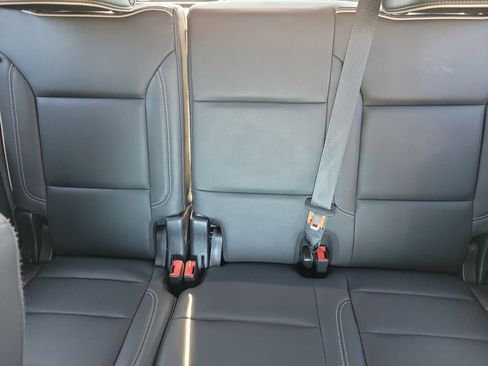 Used 2024 Chevrolet Tahoe Premier image 8