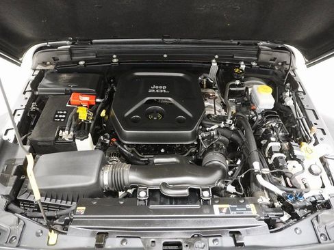 Certified 2022 Jeep Wrangler Unlimited Sport image 8