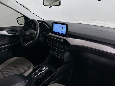 Used 2022 Ford Escape SE w/ Convenience Package FWD image 28