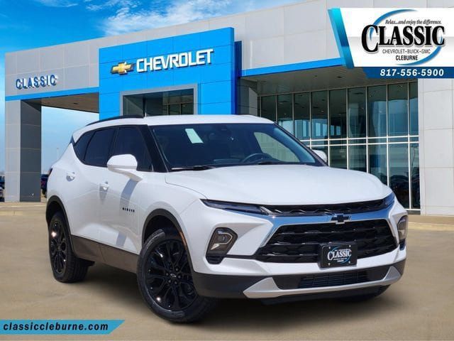 New 2026 Chevrolet Blazer LT w/ Convenience Package FWD image 1