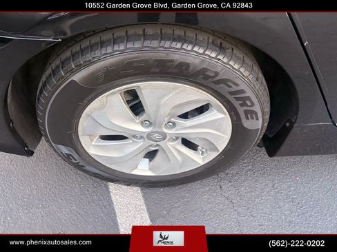 Used 2013 Hyundai Sonata Hybrid image 10