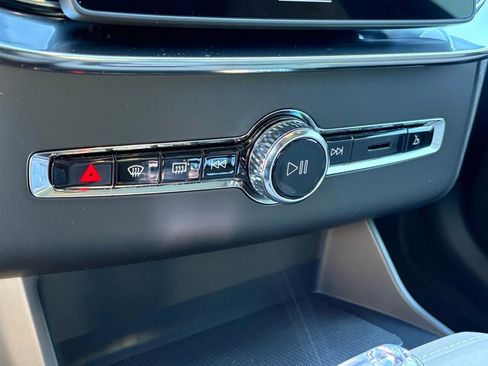 New 2026 Volvo XC90 B6 Ultra image 15