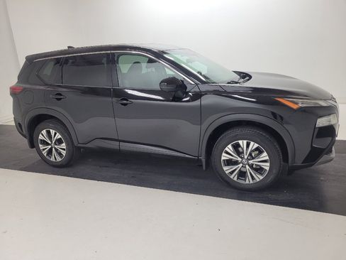Used 2021 Nissan Rogue SV FWD image 11