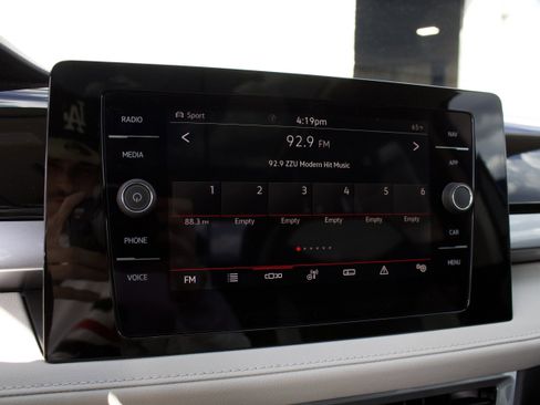 New 2026 Volkswagen Taos SEL AWD/4WD image 22