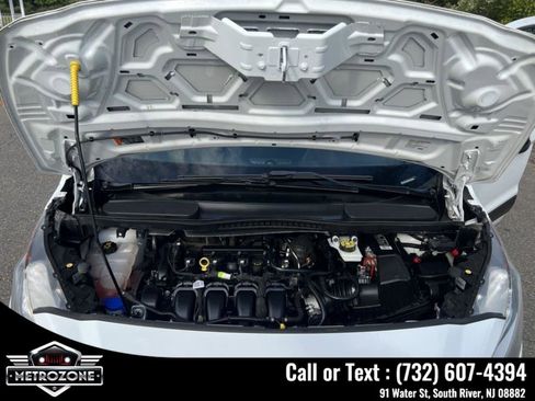 Used 2020 Ford Transit Connect XL image 27