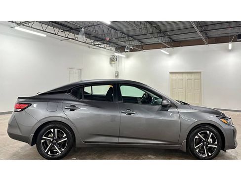 Used 2025 Nissan Sentra SV w/ All-Weather Package image 29