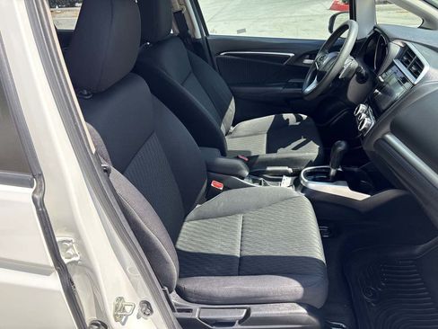 Used 2019 Honda Fit EX image 16