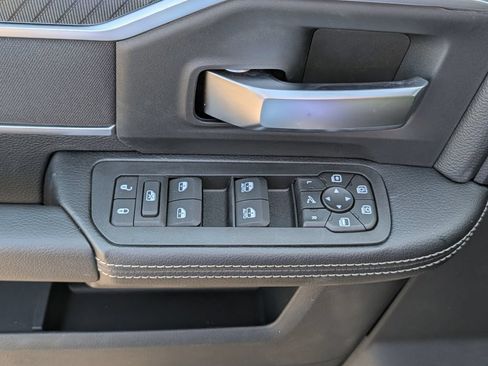 New 2026 RAM 3500 Big Horn AWD/4WD image 8