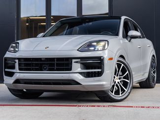 Certified 2024 Porsche Cayenne Coupe AWD/4WD video 1