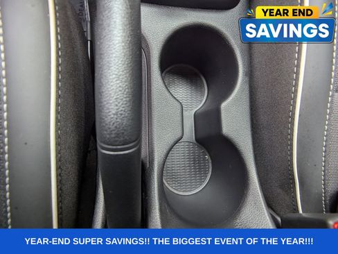 Used 2025 Hyundai Venue Limited image 29