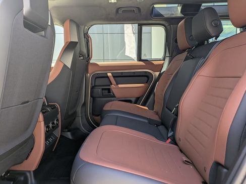 New 2026 Land Rover Defender 110 OCTA AWD/4WD image 15
