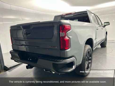 Used 2025 Chevrolet Silverado 1500 RST w/ Convenience Package II image 6