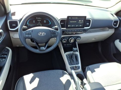 New 2026 Hyundai Venue SEL FWD image 7