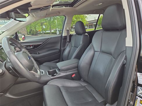 Used 2023 Subaru Outback Touring AWD/4WD image 19