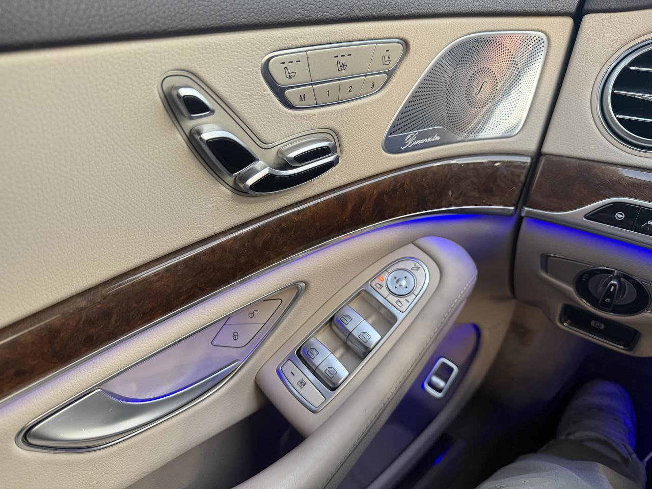 Used 2015 Mercedes-Benz S 550 4MATIC Sedan image 27