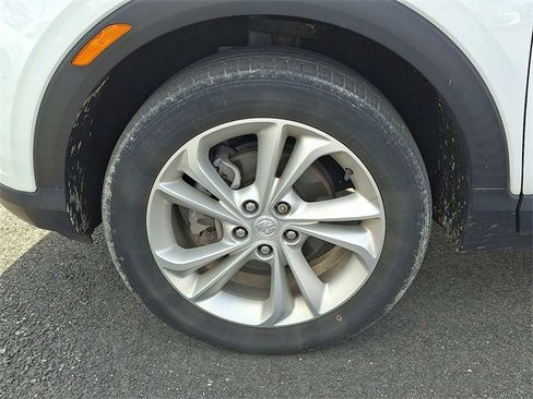 Used 2023 Buick Encore GX Preferred w/ Cold Weather Comfort Package image 11