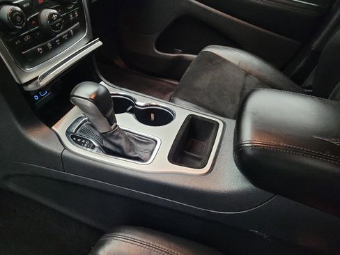 Used 2018 Jeep Grand Cherokee Altitude AWD/4WD image 26