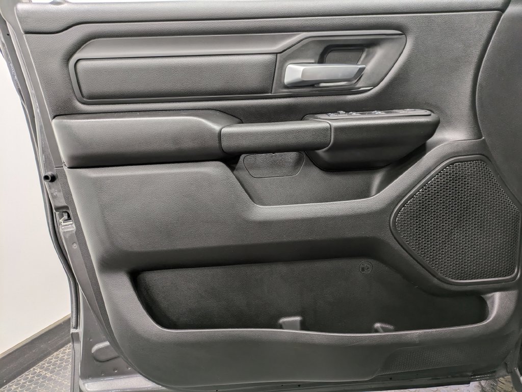 Used 2025 RAM 1500 Tradesman AWD/4WD image 8