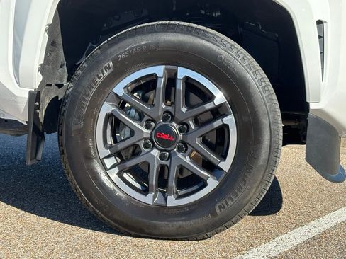 Used 2024 Toyota Tacoma TRD Sport image 8