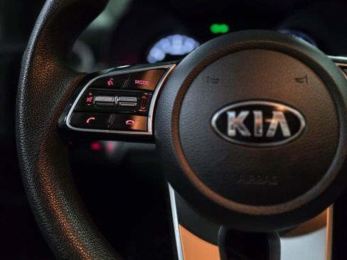 Used 2021 Kia Forte Sedan image 19