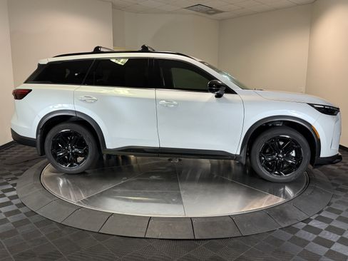 Certified 2026 INFINITI QX60 Sport w/ Dark Cargo Package AWD/4WD image 8