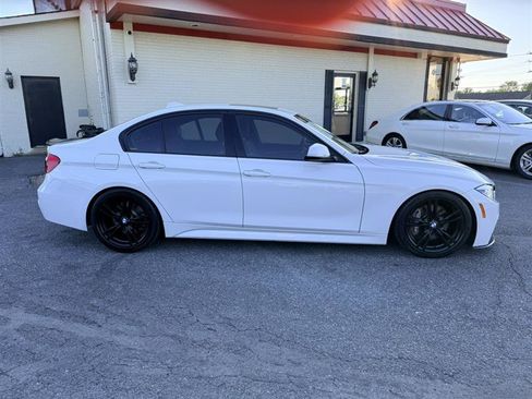 Used 2018 BMW 340i xDrive Sedan AWD/4WD image 4
