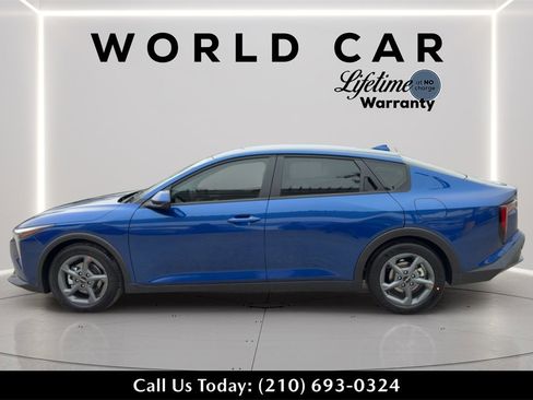 New 2025 Kia K4 LXS image 6