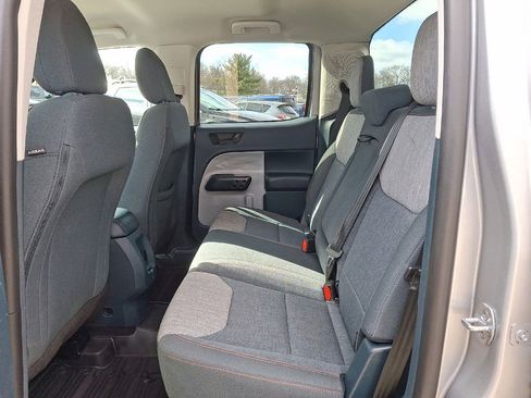 Certified 2023 Ford Maverick XLT image 19