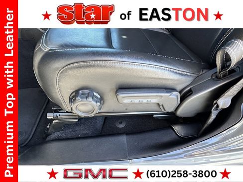 Used 2023 Jeep Wrangler Unlimited Sahara w/ Cold Weather Group image 15