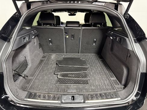 Used 2021 Jaguar F-PACE S image 4