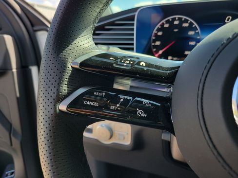 Certified 2025 Mercedes-Benz GLE 450 4MATIC Coupe image 29